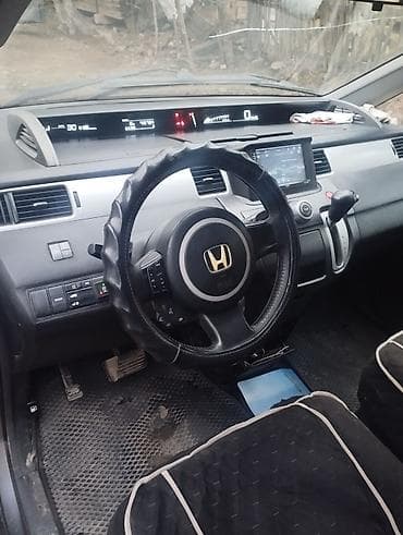 Honda Stepwgn: 2009 г., 2 л, Автомат, Бензин, Минивэн at lalafo.kg Honda Stepwgn: 2009 г., 2 л, Автомат, Бензин, Минивэн