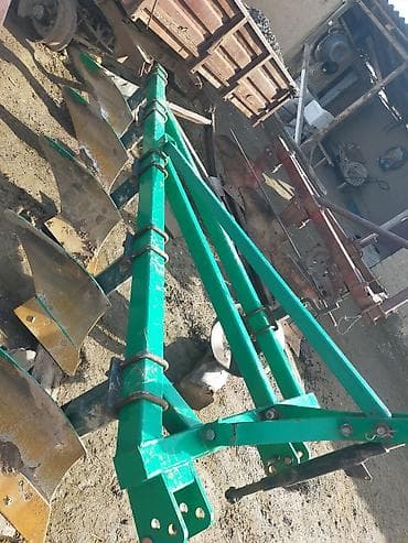 Рулонные пресс-подборщики: Плуг навесной бороздный, 5-корпусный - Тип: навесной плуг для at lalafo.kg — 5 Рулонные пресс-подборщики: Плуг навесной бороздный, 5-корпусный - Тип: навесной плуг для — 5