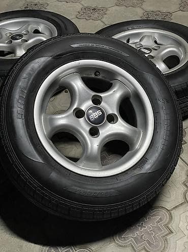 Литые Диски R 14 Volkswagen, Комплект, отверстий - 4, Б/у at lalafo.kg Литые Диски R 14 Volkswagen, Комплект, отверстий - 4, Б/у