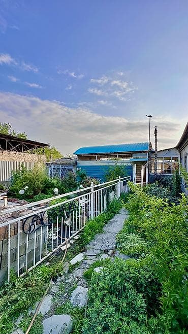 Продаётся дом • 3х комнатный, 66м² • Участок 6.25 соток • at lalafo.kg Продаётся дом • 3х комнатный, 66м² • Участок 6.25 соток •