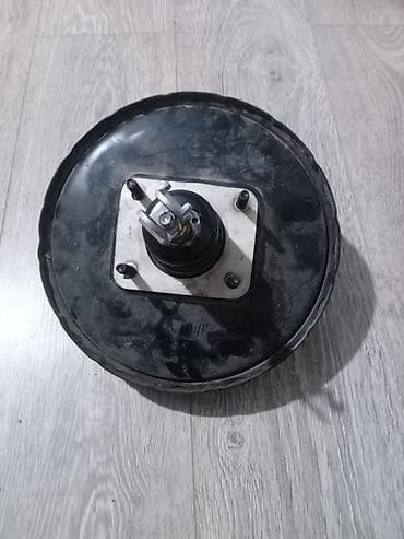 Вакуумный усилитель тормозов (ВУТ). Хонда Фит - Тип: гидровакуумный at lalafo.kg Вакуумный усилитель тормозов (ВУТ). Хонда Фит - Тип: гидровакуумный