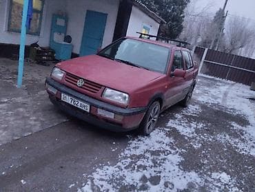 Volkswagen Vento: 1992 г., 1.8 л, Механика, Бензин, Седан at lalafo.kg Volkswagen Vento: 1992 г., 1.8 л, Механика, Бензин, Седан