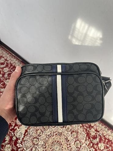 Мужская барсетка, люкс качество, подойдет как взрослым так и at lalafo.kg Мужская барсетка, люкс качество, подойдет как взрослым так и