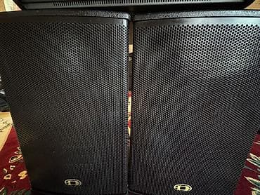 Б/у, Концертный, Есть усилитель, Каналов: 16, Разъем: USB порт, Есть эквалайзер at lalafo.kg Б/у, Концертный, Есть усилитель, Каналов: 16, Разъем: USB порт, Есть эквалайзер