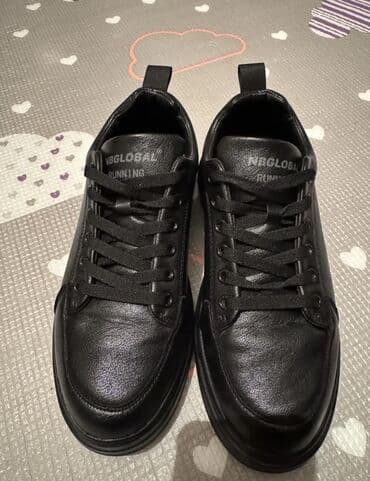 Продается ( Классические ботинки / Размер: 40,5 Кожаный и очень at lalafo.kg Продается ( Классические ботинки / Размер: 40,5 Кожаный и очень