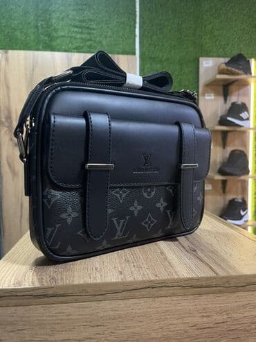 Барсетка Louis Vuitton 😍🔥 Цвет Черный🖤 Новинка😍🔥 Люкс качество🔥🔥🔥 at lalafo.kg Барсетка Louis Vuitton 😍🔥 Цвет Черный🖤 Новинка😍🔥 Люкс качество🔥🔥🔥
