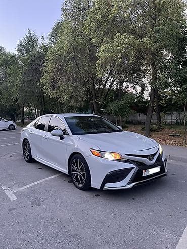 Toyota Camry: 2022 г., 2.5 л, Автомат, Бензин, Седан lalafo.kg да Toyota Camry: 2022 г., 2.5 л, Автомат, Бензин, Седан