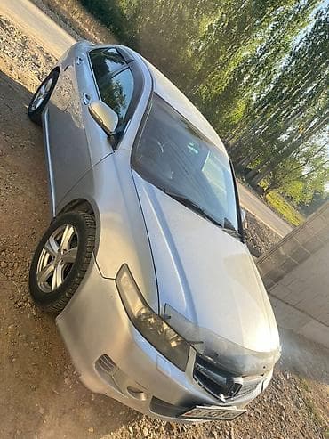 Honda Accord: 2003 г., 2 л, Автомат, Бензин, Седан lalafo.kg да Honda Accord: 2003 г., 2 л, Автомат, Бензин, Седан