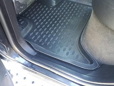 Полики BMW X5 6 полиуретановые черные Коврики салона BMW X5 6 at lalafo.kg Полики BMW X5 6 полиуретановые черные Коврики салона BMW X5 6