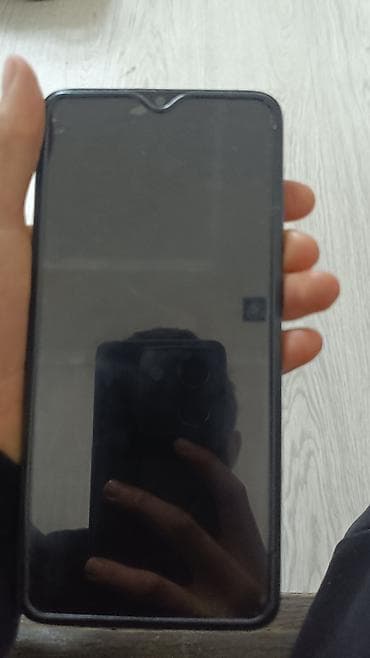 Смартфон с экраном на весь фронт игровой каплевидным вырезом под at lalafo.kg Смартфон с экраном на весь фронт игровой каплевидным вырезом под