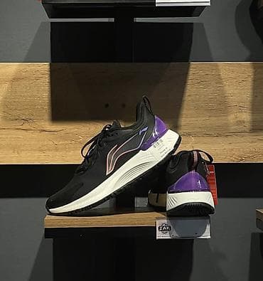 Кроссовки Li-Ning Elements, оригинал. - Цвет: черный верх с at lalafo.kg Кроссовки Li-Ning Elements, оригинал. - Цвет: черный верх с