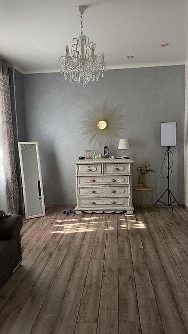 2 комнаты, 59 м², Сталинка, 1 этаж, Евроремонт at lalafo.kg — 4 2 комнаты, 59 м², Сталинка, 1 этаж, Евроремонт — 4