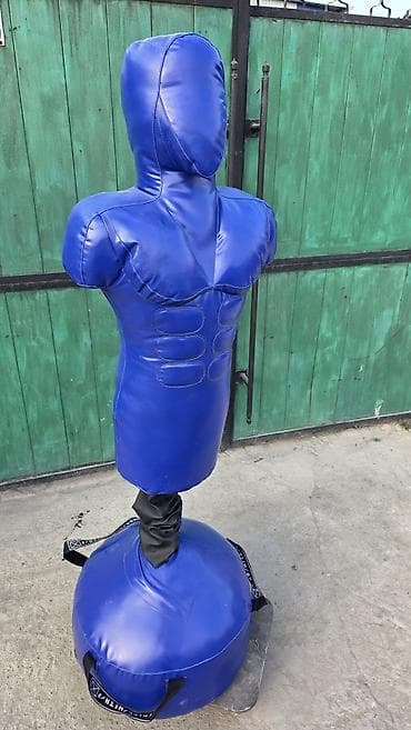 Свободностоящий тренировочный манекен для ударной техники - Тип at lalafo.kg Свободностоящий тренировочный манекен для ударной техники - Тип