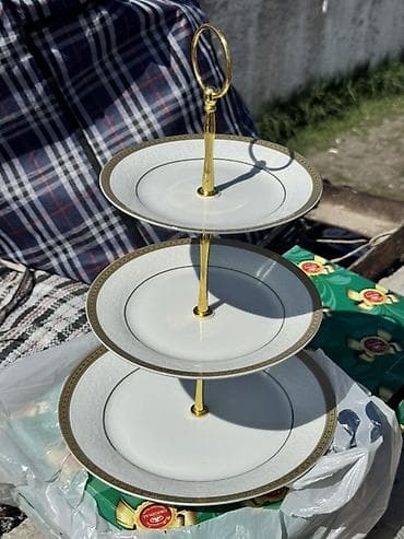 Трёхъярусная сервировочная этажерка для десертов и фруктов. Мадонна✅✅ at lalafo.kg Трёхъярусная сервировочная этажерка для десертов и фруктов. Мадонна✅✅