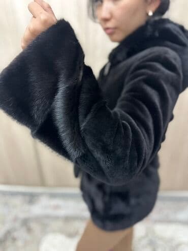 Шуба, Норка, Короткая модель, Турция, С капюшоном, M at lalafo.kg Шуба, Норка, Короткая модель, Турция, С капюшоном, M