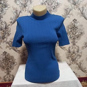 Женский кофта фудболка кыска жең размер стандарт 42,48ге чейин акция at lalafo.kg Женский кофта фудболка кыска жең размер стандарт 42,48ге чейин акция