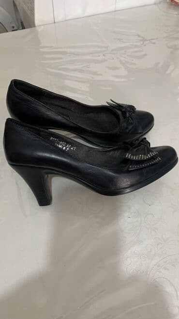 Продаются туфли 37 размер
Черныекоженные at lalafo.kg Продаются туфли 37 размер
Черныекоженные