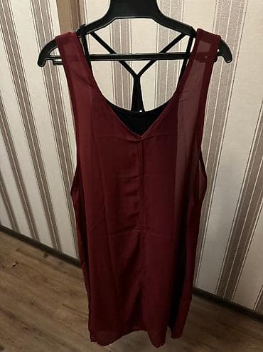 Продаю платье,размер подойдет на S и М at lalafo.kg Продаю платье,размер подойдет на S и М