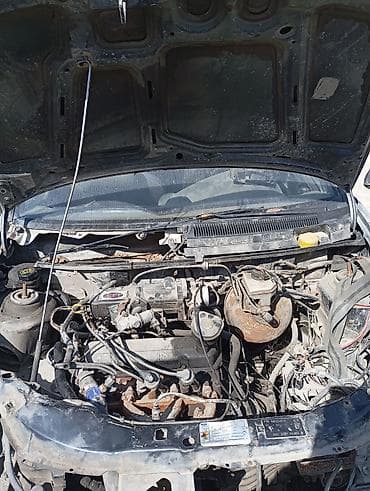 Двигатель и подкапотное пространство Ford - Ка также есть все at lalafo.kg Двигатель и подкапотное пространство Ford - Ка также есть все