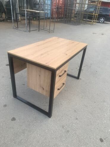 Бычуучу столдор: Компьютердик үстөлү, Жаңы, Текчелери бар lalafo.kg да — 6 Бычуучу столдор: Компьютердик үстөлү, Жаңы, Текчелери бар — 6