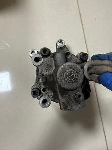 Гидроусилитель BMW 1995 г., Б/у, Оригинал, Германия at lalafo.kg Гидроусилитель BMW 1995 г., Б/у, Оригинал, Германия