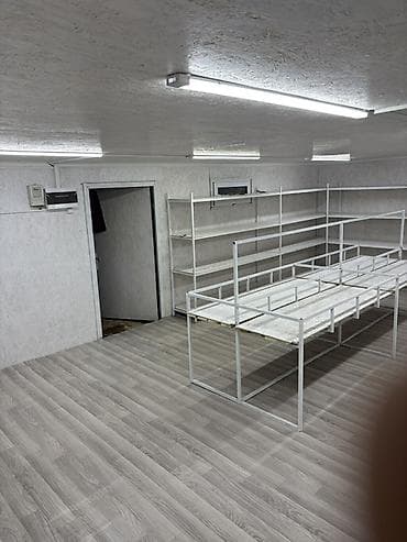 Ак-Ордо 3 ж/м Сдается помещение Площадь: 40м2 Подходит для: - at lalafo.kg Ак-Ордо 3 ж/м Сдается помещение Площадь: 40м2 Подходит для: -