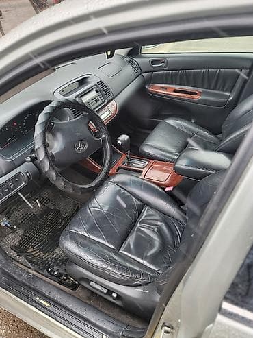 Toyota Camry: 2004 г., 2.4 л, Автомат, Бензин, Седан at lalafo.kg Toyota Camry: 2004 г., 2.4 л, Автомат, Бензин, Седан