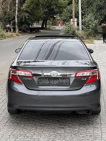 Toyota Camry: 2012 г., 2.5 л, Автомат, Бензин, Седан at lalafo.kg — 3 Toyota Camry: 2012 г., 2.5 л, Автомат, Бензин, Седан — 3