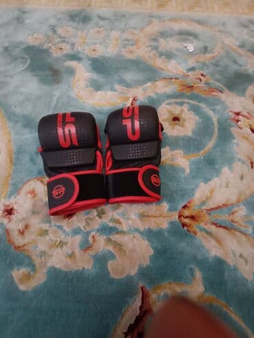 Пара защитных перчаток/бинтов для бокса и единоборств (тип at lalafo.kg Пара защитных перчаток/бинтов для бокса и единоборств (тип