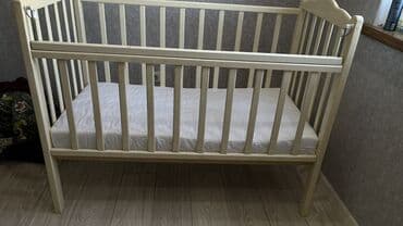 Односпальная кровать, Б/у, С матрасом, длина - 120 см at lalafo.kg Односпальная кровать, Б/у, С матрасом, длина - 120 см