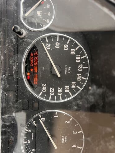 Продаю щит прибора Бмв е34 2 литра лоу редизайн at lalafo.kg Продаю щит прибора Бмв е34 2 литра лоу редизайн