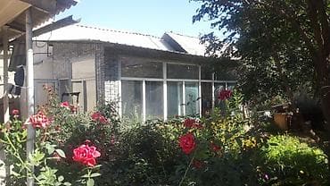 Дом с двором и садом - Отдельный жилой дом с закрытым двором. Въезд at lalafo.kg Дом с двором и садом - Отдельный жилой дом с закрытым двором. Въезд