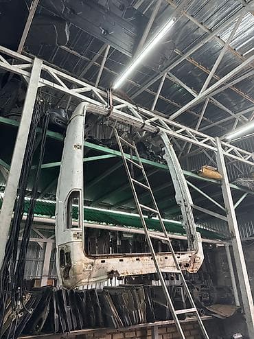 Заднее правое Mercedes-Benz, Б/у, Оригинал at lalafo.kg Заднее правое Mercedes-Benz, Б/у, Оригинал