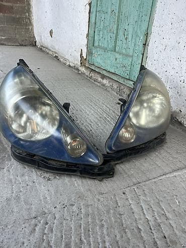 Комплект передних фар Honda Новый, Оригинал, Япония at lalafo.kg Комплект передних фар Honda Новый, Оригинал, Япония