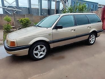Volkswagen Passat: 1988 г., 1.8 л, Ручные, Бензин, Универсал at lalafo.kg Volkswagen Passat: 1988 г., 1.8 л, Ручные, Бензин, Универсал