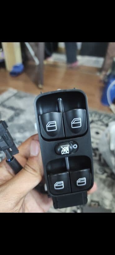 На гелик кнопки стеклоподъемник)))))
Масло at lalafo.kg На гелик кнопки стеклоподъемник)))))
Масло