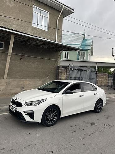 Kia K3: 2021 г., 1.6 л, Автомат, Бензин, Седан at lalafo.kg Kia K3: 2021 г., 1.6 л, Автомат, Бензин, Седан