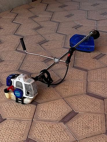 Продаю триммер (двухтакный ) Russmash Рабочий обьем: 52сс Мощность at lalafo.kg Продаю триммер (двухтакный ) Russmash Рабочий обьем: 52сс Мощность