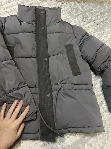 Лосиналар, леггинсылар: Пуховик, Кыска модель, Кабып тигилген, M lalafo.kg да — 2 Лосиналар, леггинсылар: Пуховик, Кыска модель, Кабып тигилген, M — 2