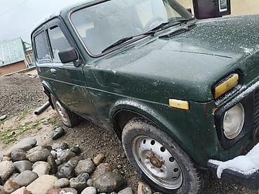 ВАЗ (ЛАДА) 4x4 Нива: 2000 г., 1.7 л, Механика, Бензин, Внедорожник at lalafo.kg ВАЗ (ЛАДА) 4x4 Нива: 2000 г., 1.7 л, Механика, Бензин, Внедорожник