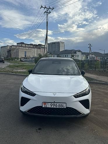 Электромобиль последовательный гибрид HOZON NETA L 2024 года выпуска at lalafo.kg Электромобиль последовательный гибрид HOZON NETA L 2024 года выпуска