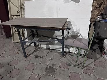 Продаю Советские столы вместе с тисками, столы регулируется + Стул at lalafo.kg Продаю Советские столы вместе с тисками, столы регулируется + Стул