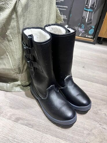 Кожа отук гелевый подошва размер 40-41-42-43-44 чейин азгана саанда at lalafo.kg Кожа отук гелевый подошва размер 40-41-42-43-44 чейин азгана саанда