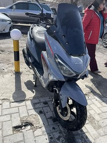 Макси-скутер 150 куб. см, Бензин, Новый at lalafo.kg Макси-скутер 150 куб. см, Бензин, Новый