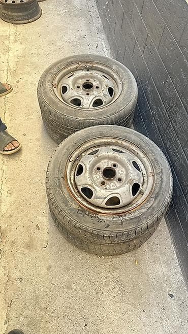 Колеса в сборе 175 / 75 / R 13, Всесезонная, Б/у, Пара, Легковые, Железные, отверстий - 4 at lalafo.kg Колеса в сборе 175 / 75 / R 13, Всесезонная, Б/у, Пара, Легковые, Железные, отверстий - 4