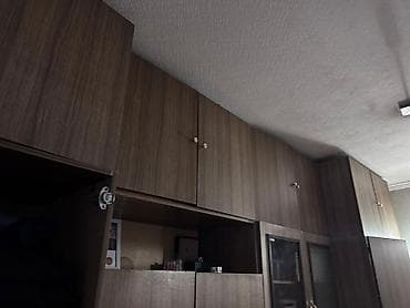 Офис эмереги: Стенка-гарнитур с рабочей зоной и множеством шкафов - Материал: ЛДСП lalafo.kg да — 2 Офис эмереги: Стенка-гарнитур с рабочей зоной и множеством шкафов - Материал: ЛДСП — 2