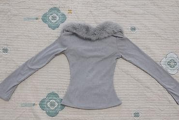 Кардиган, Трикотаж, Средняя модель, Осень-весна, С меховой отделкой at lalafo.kg Кардиган, Трикотаж, Средняя модель, Осень-весна, С меховой отделкой