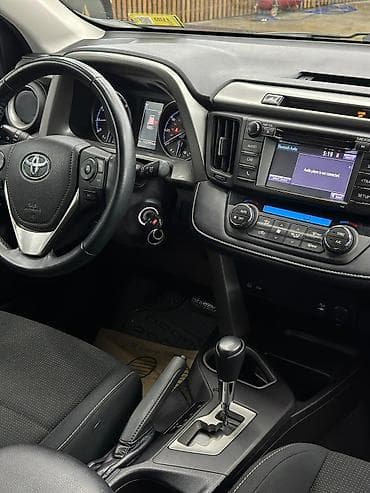 Toyota RAV4: 2018 г., 2.5 л, Автомат, Бензин, Кроссовер at lalafo.kg Toyota RAV4: 2018 г., 2.5 л, Автомат, Бензин, Кроссовер