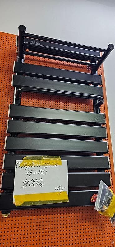 Суу менен иштеген сүлгү кургаткычтар: Полотенцесушитель водяной, настенный, черный. Характеристики: - lalafo.kg да — 1 Суу менен иштеген сүлгү кургаткычтар: Полотенцесушитель водяной, настенный, черный. Характеристики: - — 1