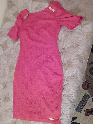 Платье. Очень классное at lalafo.kg Платье. Очень классное